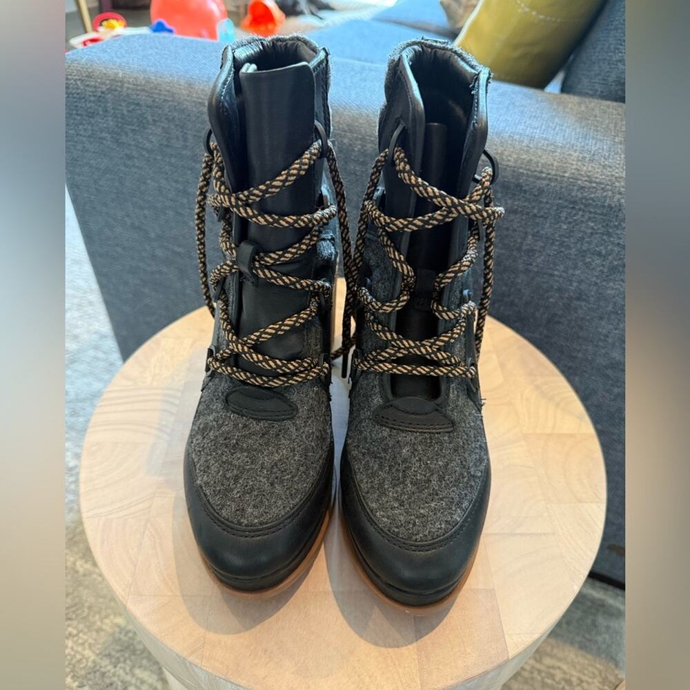 Sorel Blake Lace-Up Leather & Felt Hiking Boots Size 9 - Picture 3 of 7